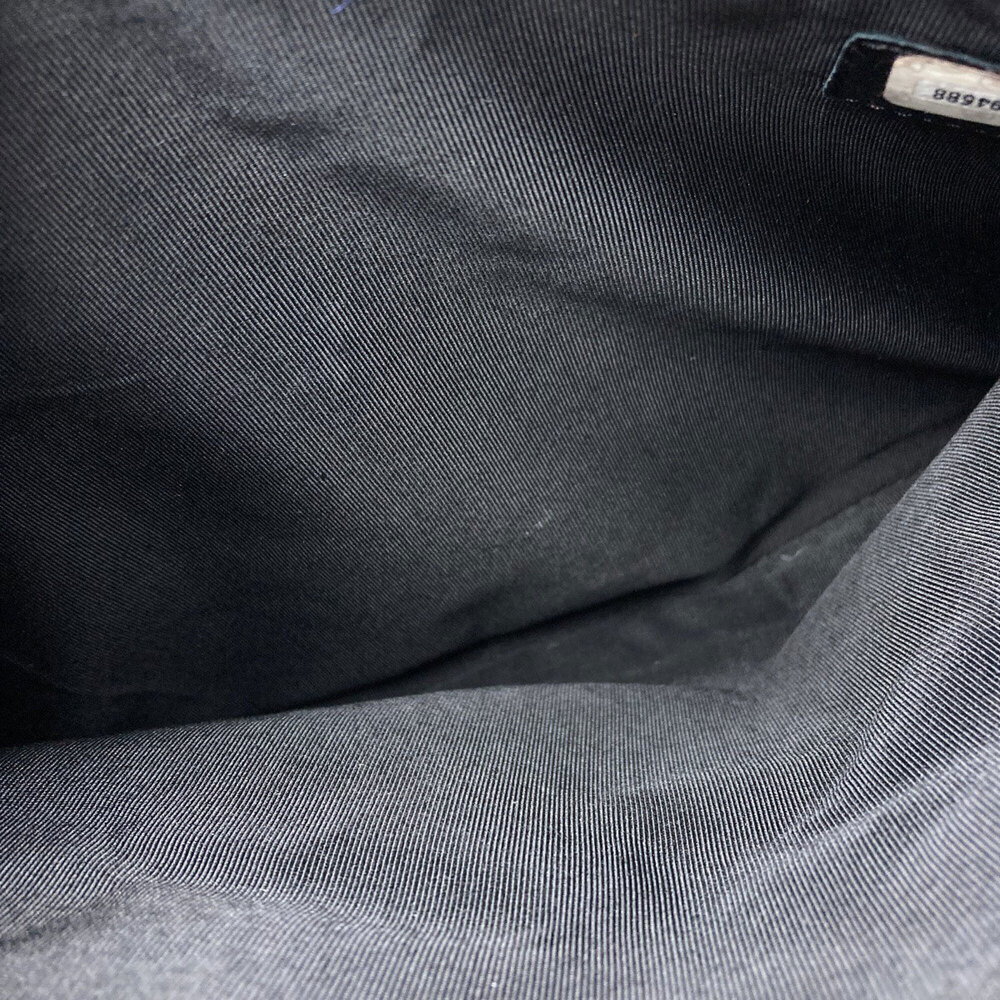 CHANEL Red Logo Tote Bag - Picture 9 of 16